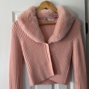 Zara Bloggers fav faux fur trim Knit Cardigan